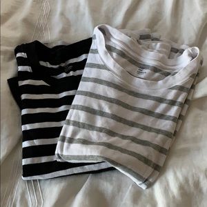 2/$10 Gap super soft long sleeve tees